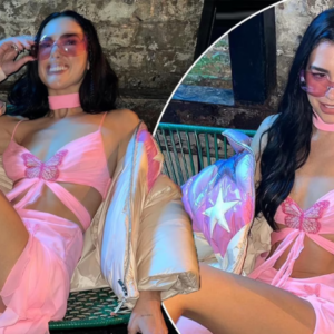 Dua Lipa showcases her toned physique in pink ʙuттerfly bra top and mini skirt for a slew of sizzling snaps Dua Lipa showcases her toned physique in pink ʙuттerfly bra top and mini skirt for a slew of sizzling snaps